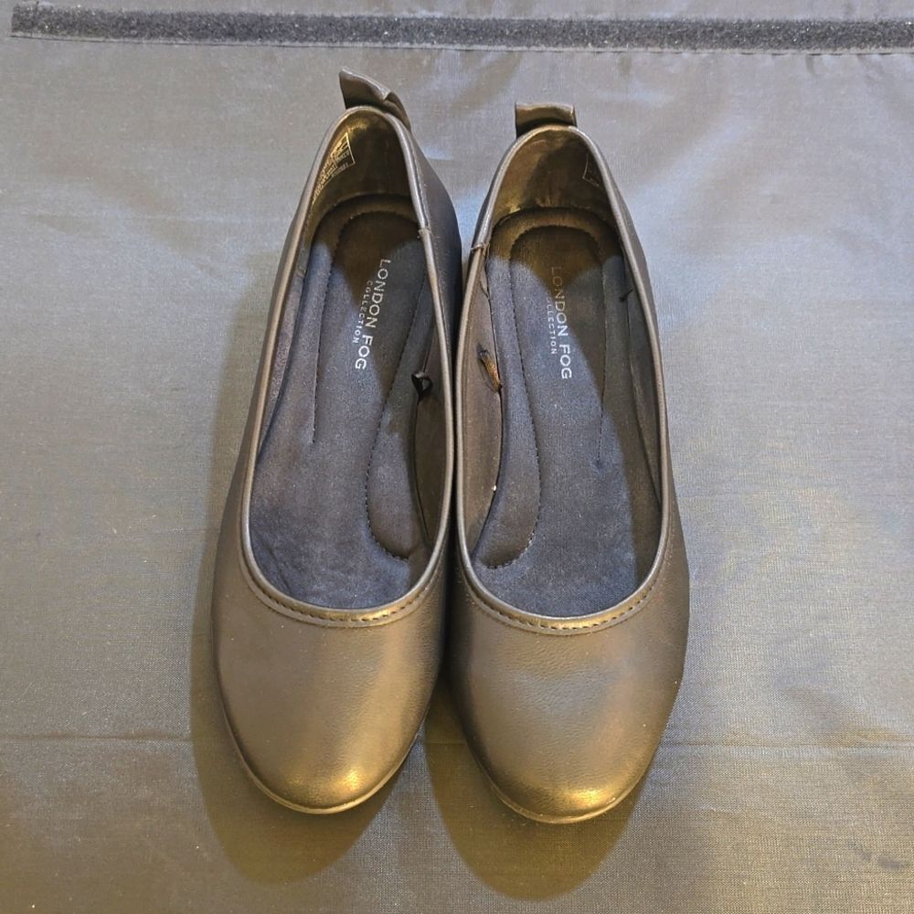 LONDON FOG ROUND-TOE SLIP-ON WOMEN"S BALLET FLAT